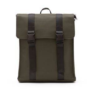 Minimalistic and clean backpack that suits all personnalisable